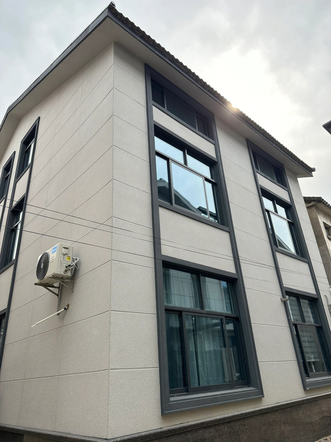 安全第一/裝修選匠沃森仿石漆